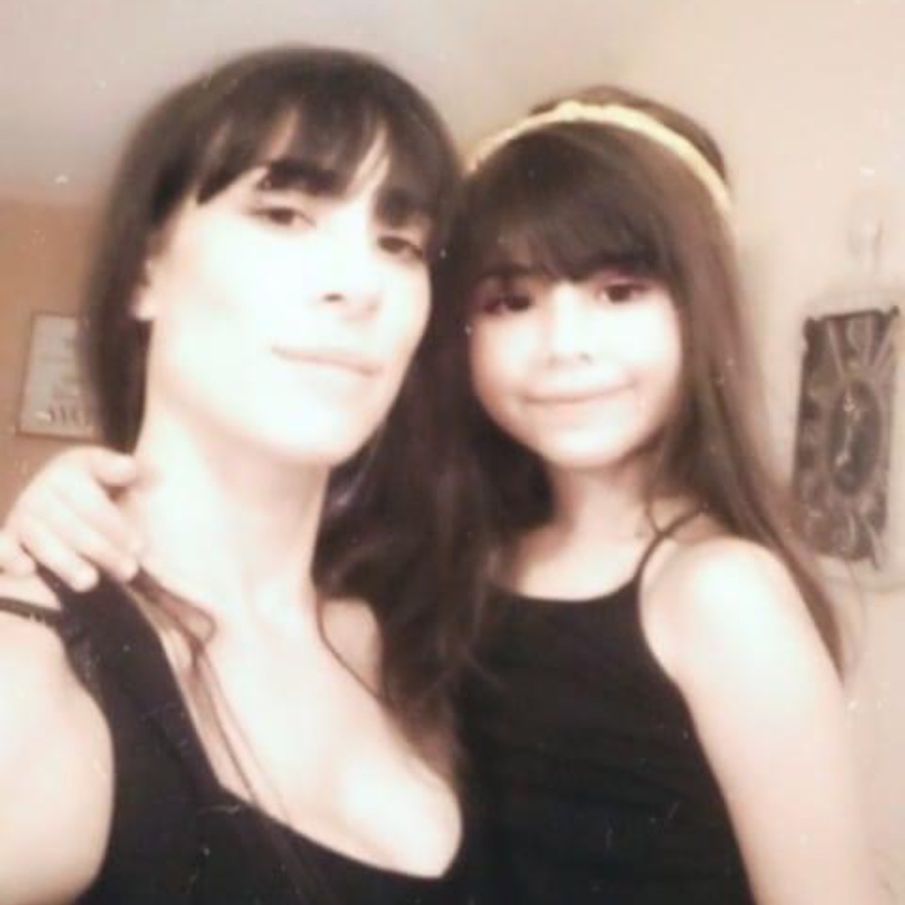 Meet your Posher, Amber 🌸🌻